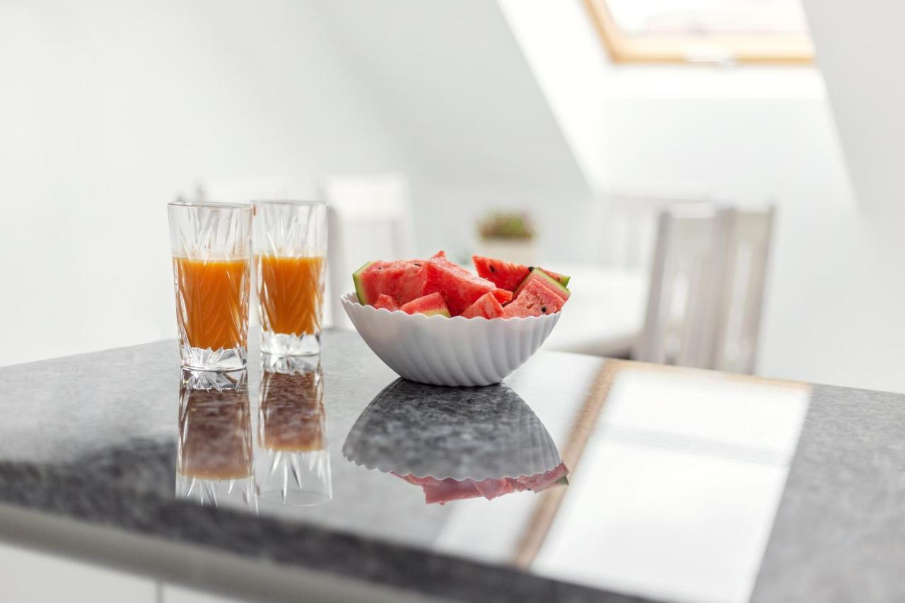 Luxurious Kaunas Basilica Apartment In Old Town By Urban Rent Exterior foto